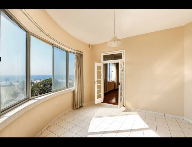 2.5 BEDROOM APARTMENT RENTED IN NORTH BEACH